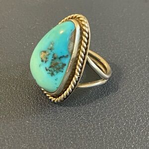 Turquoise and Gold Women's Ring